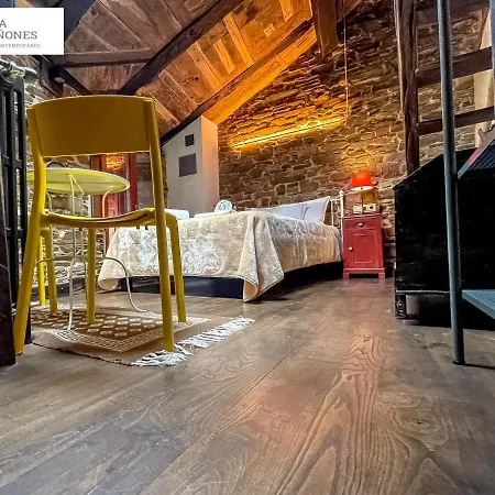 Casa Quinones - Habitacion Triple Con 2 Alturas Navia de Suarna